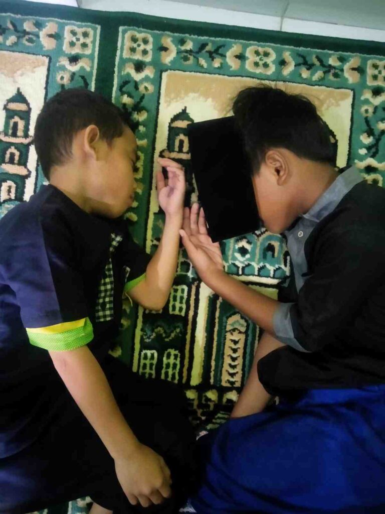 Dampak Tidur Setelah Sholat Subuh Menurut Islam Menghilangkan Keberkahan dan Menghambat Rezeki
